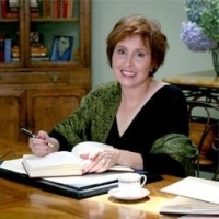 Элли Ньюмарк