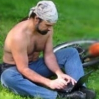 Макс Петров