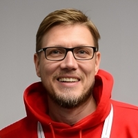 Владимир Привалов