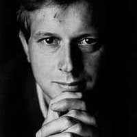 Питер Гамильтон