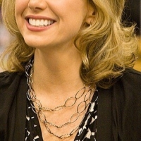 Кресли Коул