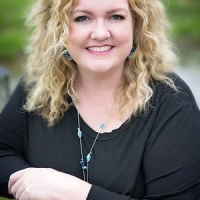 Колин Гувер