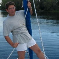 Антон Карелин