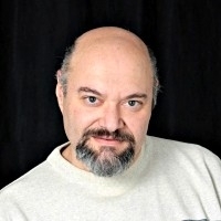 Влад Тарханов