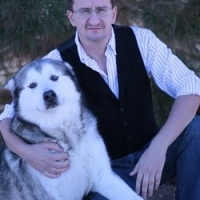 Пол Энтони Джонс