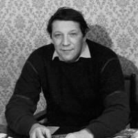 Аркадий Хайт