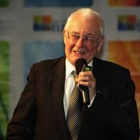 Виктор Зуев