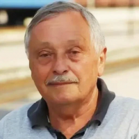 Игорь Болгарин