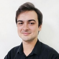 Оливер Мэйес