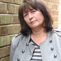 Анжела Марсонс