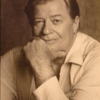 Джеймс Клавелл