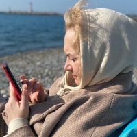 Александра Гусарова