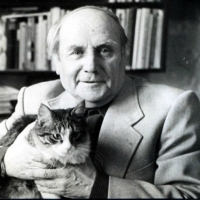 Владимир Сутеев