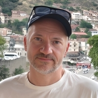 Константин Вайт