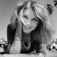 Нэнси Холдер