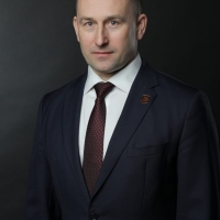 Николай Стариков