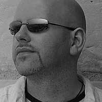 Грэм Макнилл